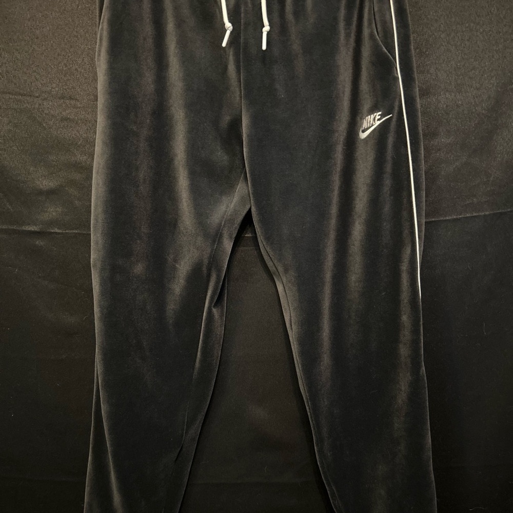 Nike Heritage Velour Velvet Sweatpants Womens S Joggers Stretch Black White
